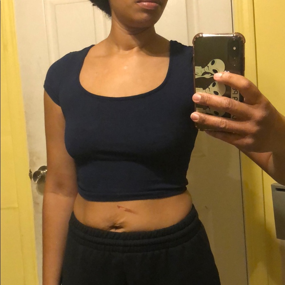 Short Sleeve Crop Tops